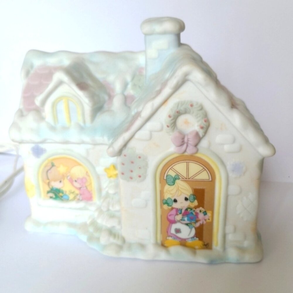 Vintage Precious Moments Sugar Town Christmas Chapel Nightlight Church Figurine